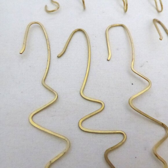 VINTAGE 6.25” SOLID BRASS CHRISTMAS TREE ORNAMENT HANGER LOT OF 12 - Picture 3 of 7